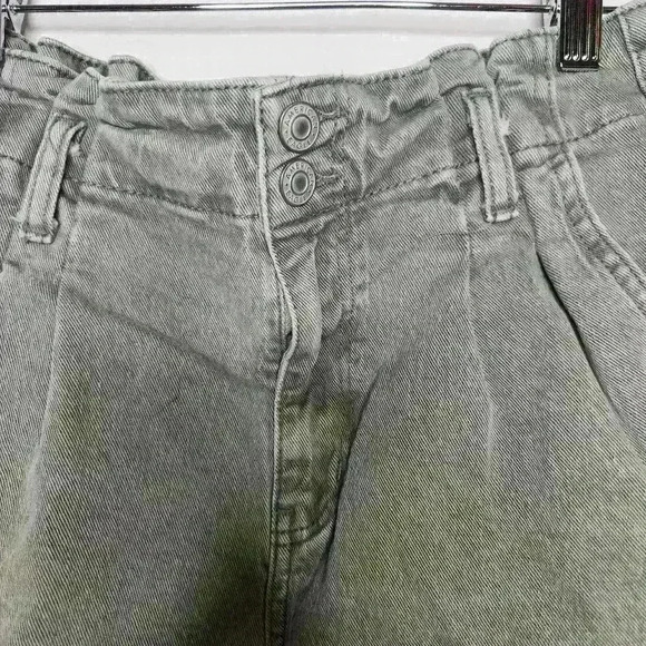 American Eagle women's highest rise mom short light sage green shorts size 4 - Picture 7 of 7